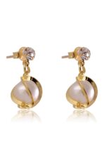 Brinco Pequeno Com Perola E Trabalhado Com Zircônia Banhado Em Ouro 18k [F027] - Image 3
