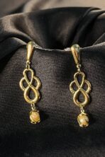 Brinco Médio Trabalhado Com Pérola Trabalhada Banhado Em Ouro 18k [F027] - Image 2