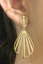 Brinco Grande De Concha Vazada Banhado Em Ouro 18k [F027]