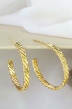 Brinco Argola Média Trabalhada Banhado Em Ouro 18k [F027] - Image 2