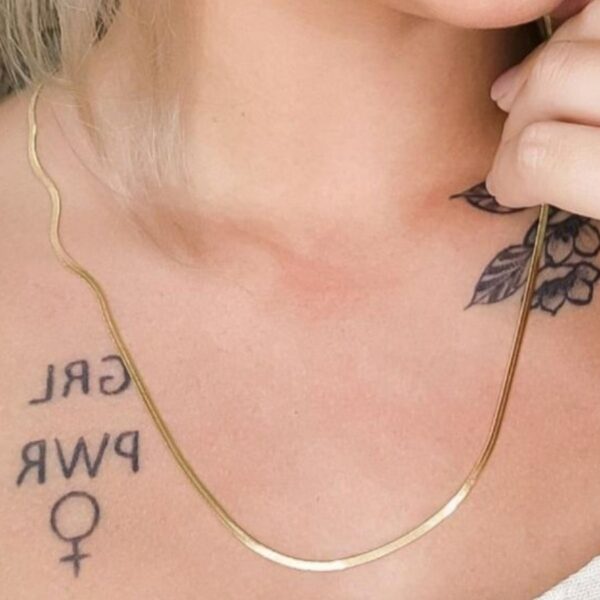 Colar Com Corrente Fita Banhado Em Ouro 18k [F027]