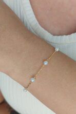 Pulseira Infantil Com Pérolas Banhado Em Ouro 18k [F027]