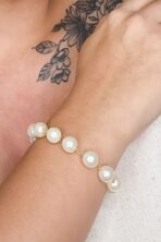 Pulseira Corrente De Pérolas Banhado Em Ouro 18k [F027]